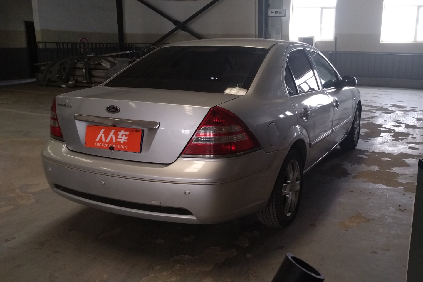 福特-蒙迪欧 2004款 2.0l 尊贵型
