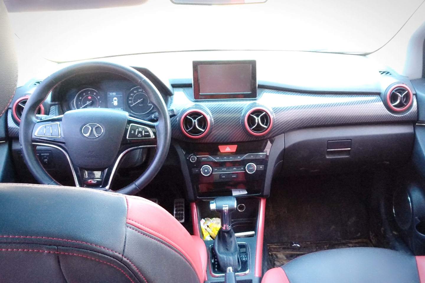 北汽绅宝-x25 2015款 1.5l 自动精英型