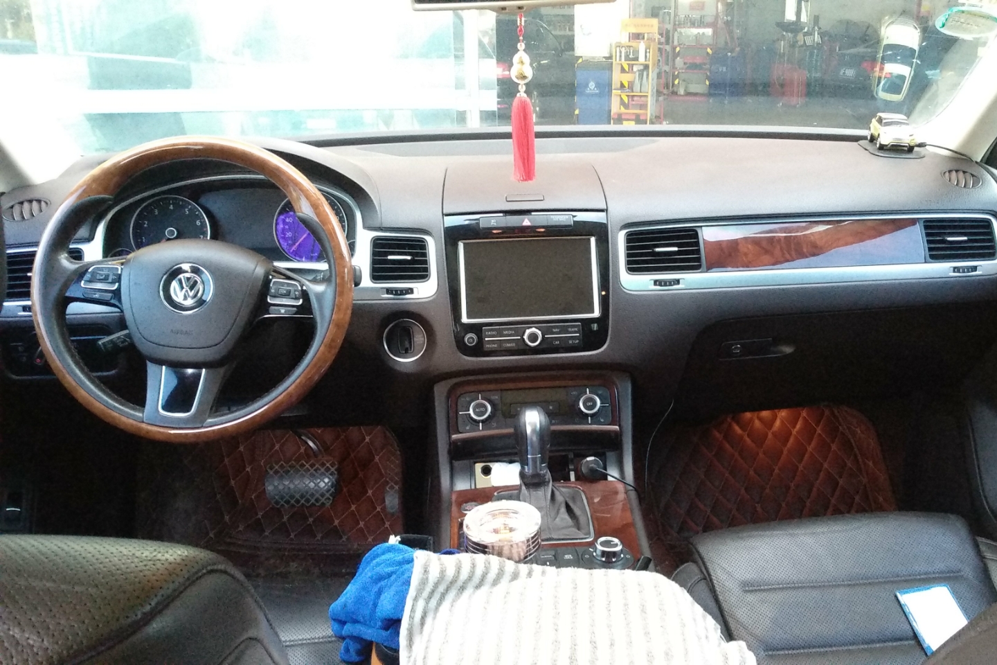 大众-途锐 2011款 3.0tsi 豪华型