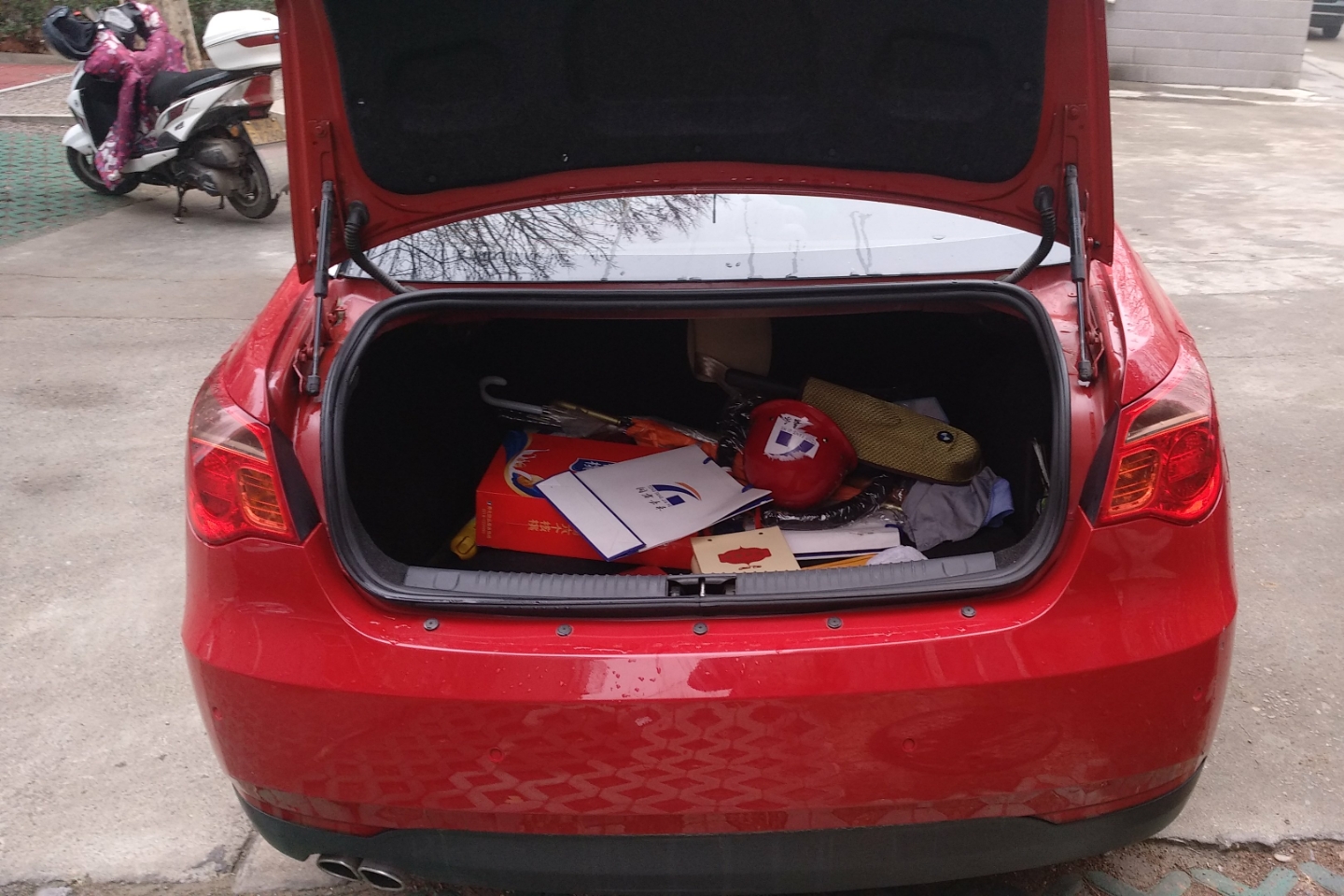 荣威-550 2013款 经典版 550 1.8l 自动风尚型