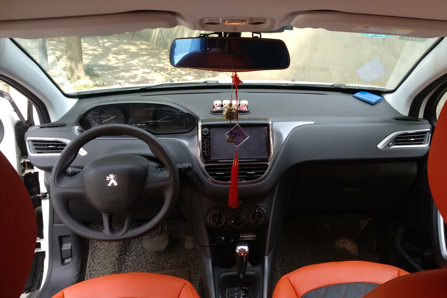 标致-2008 2014款 1.6l 自动潮流版