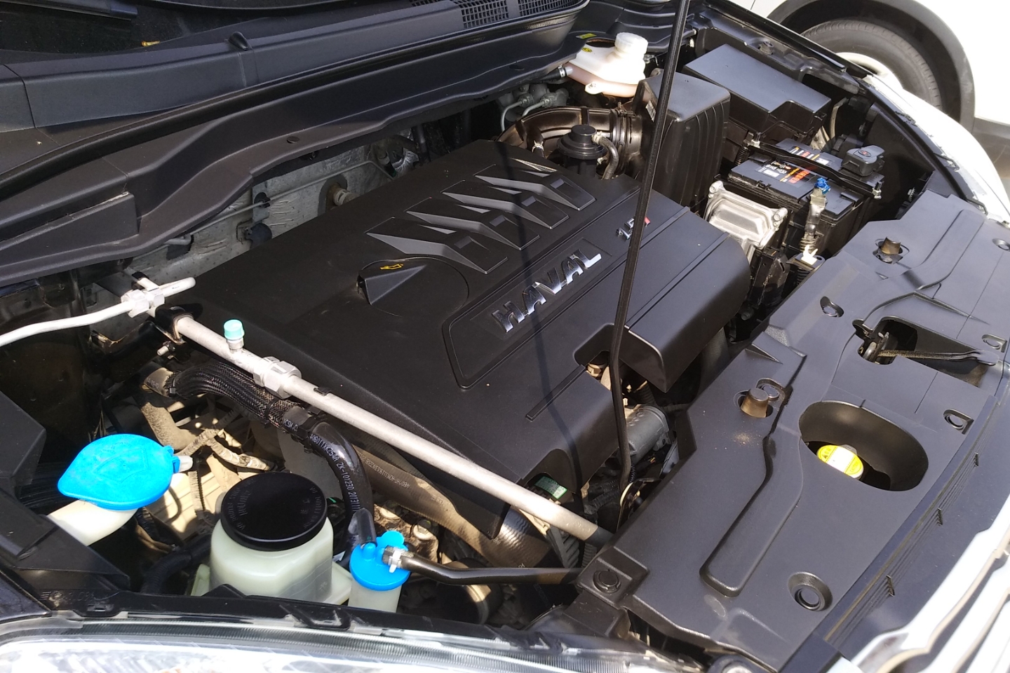 5t 手动两驱精英型_郑州二手哈弗h6_5.99万-人人车