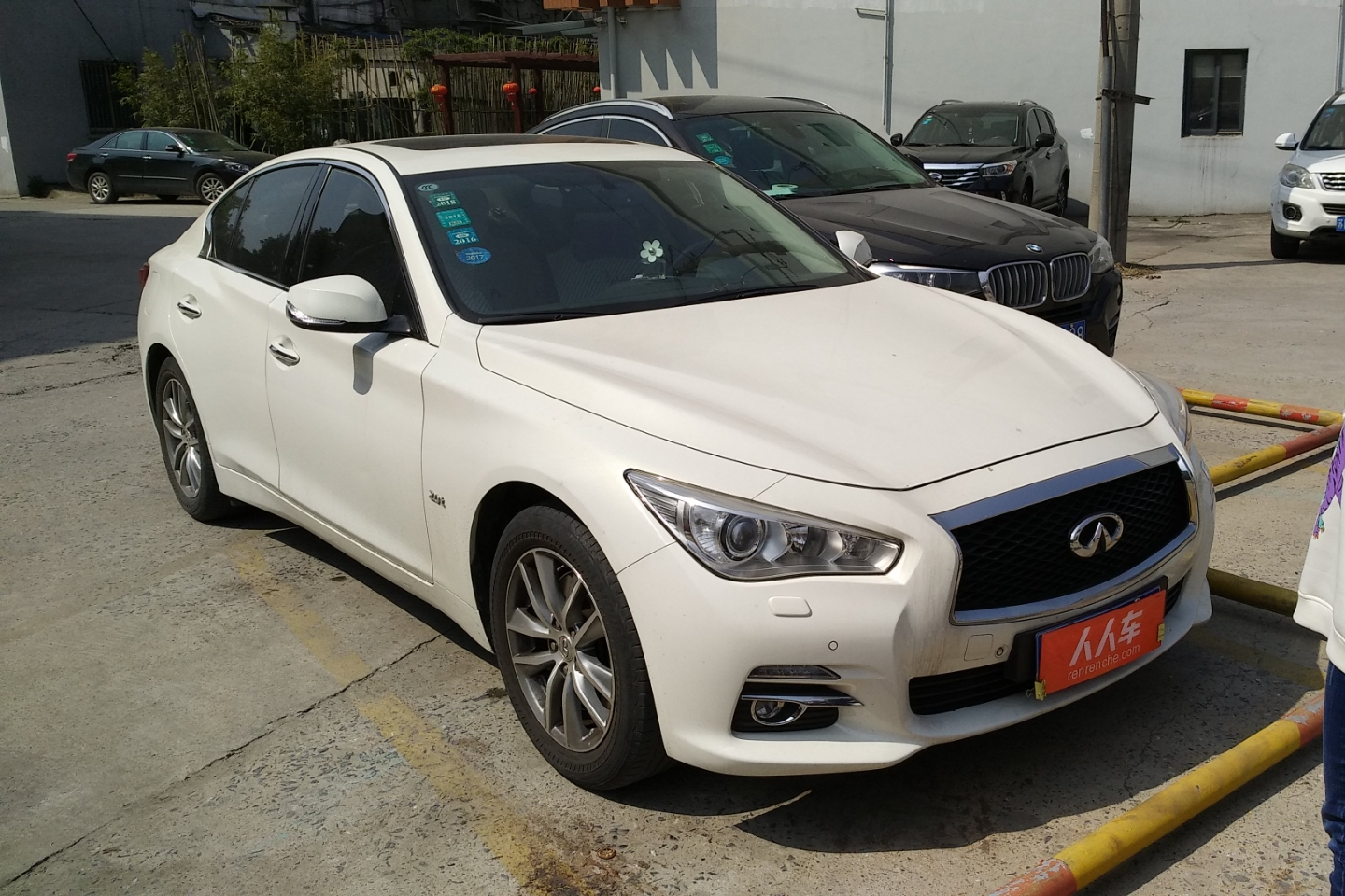英菲尼迪-q50 2014款 2.0t 舒适版