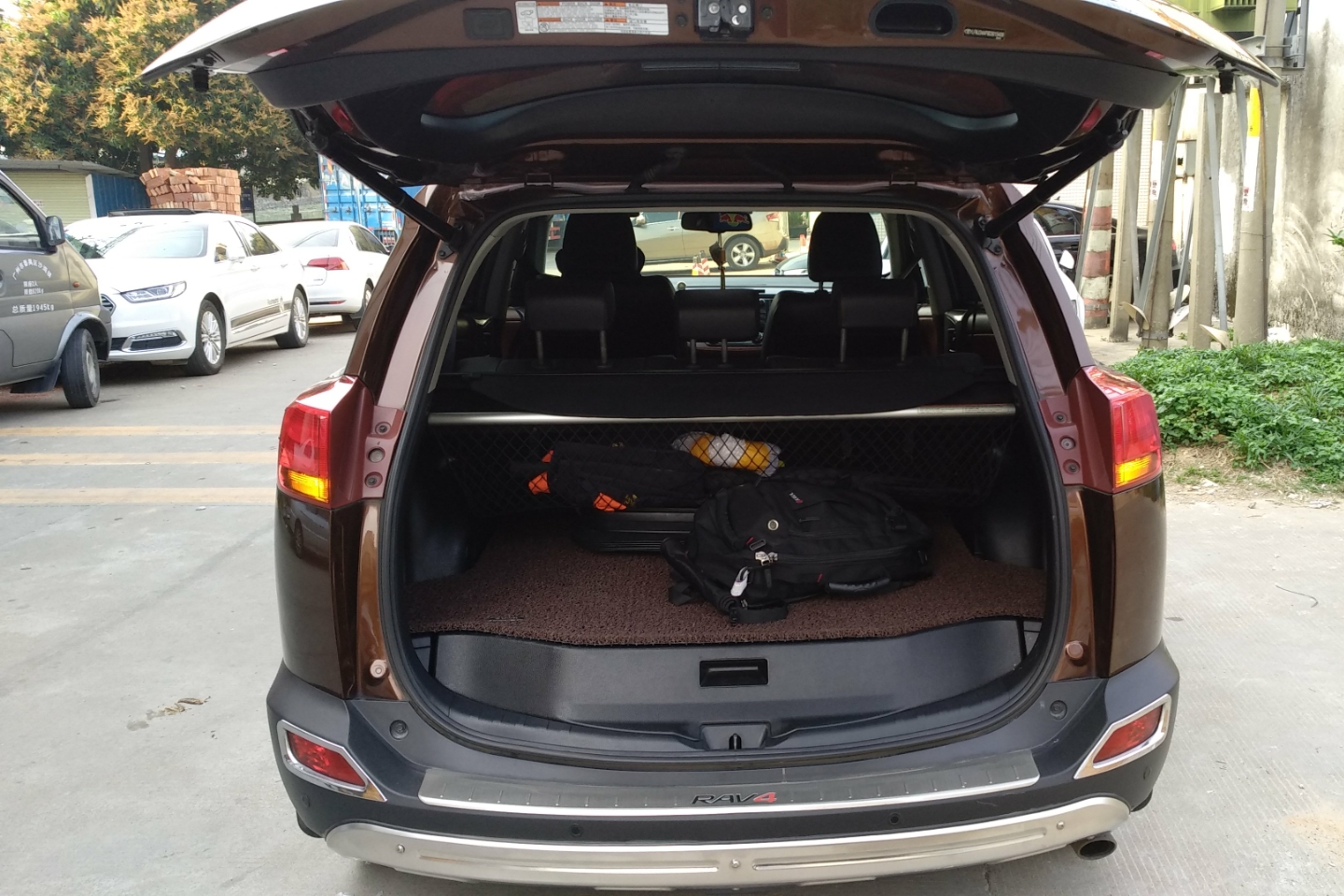 二手rav4荣放 2013款 2.5l 自动四驱尊贵版_广州二手一汽丰田rav4_16.