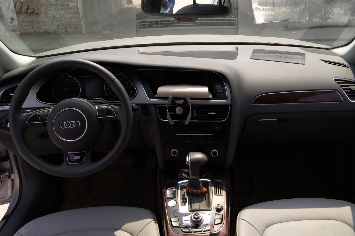 北京优质二手车  奥迪 奥迪a4l 奥迪-a4l 2015款 35 tfsi 自动技术型