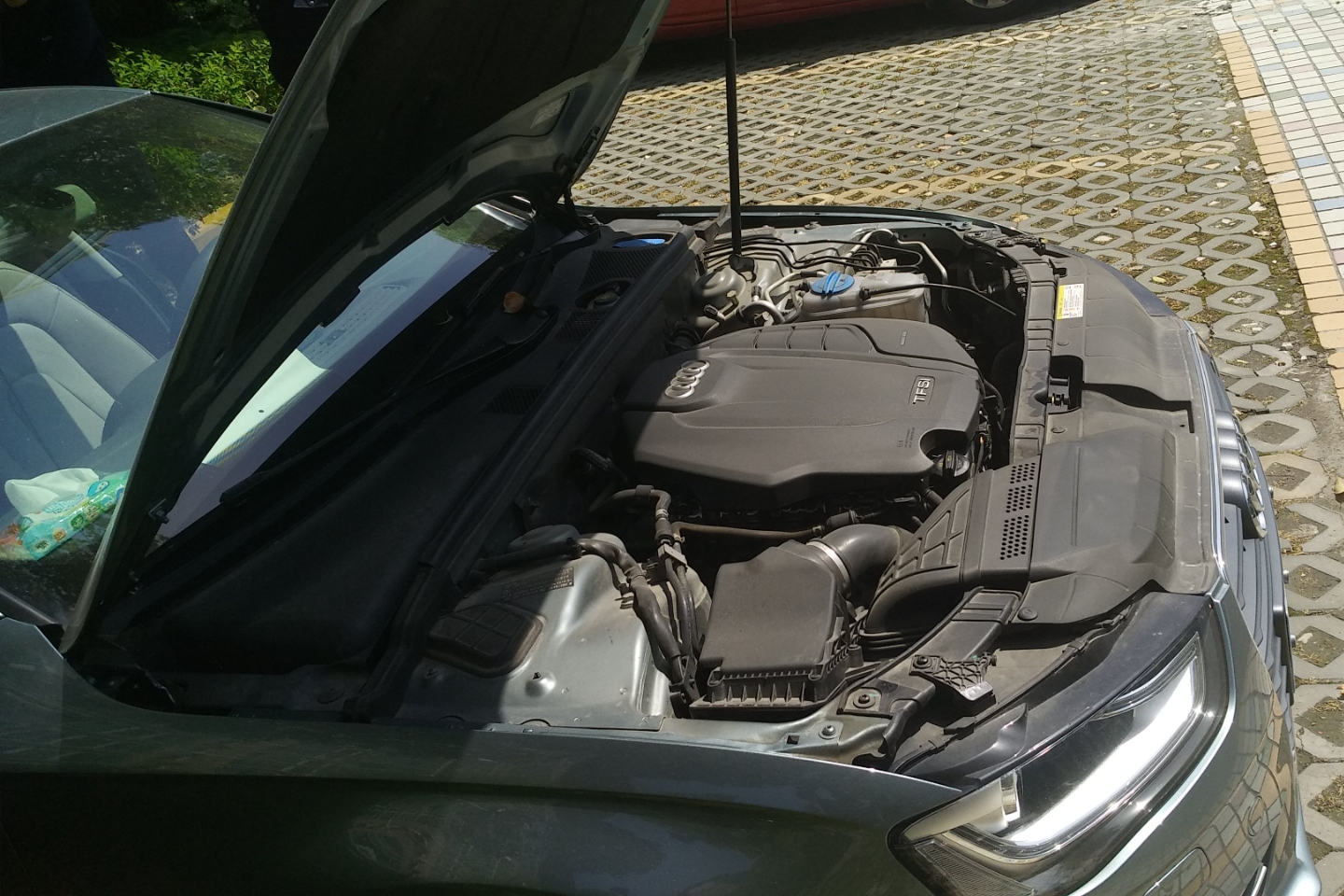 北京二手车出售  奥迪 奥迪a4l 奥迪-a4l 2015款 35 tfsi 自动舒适型