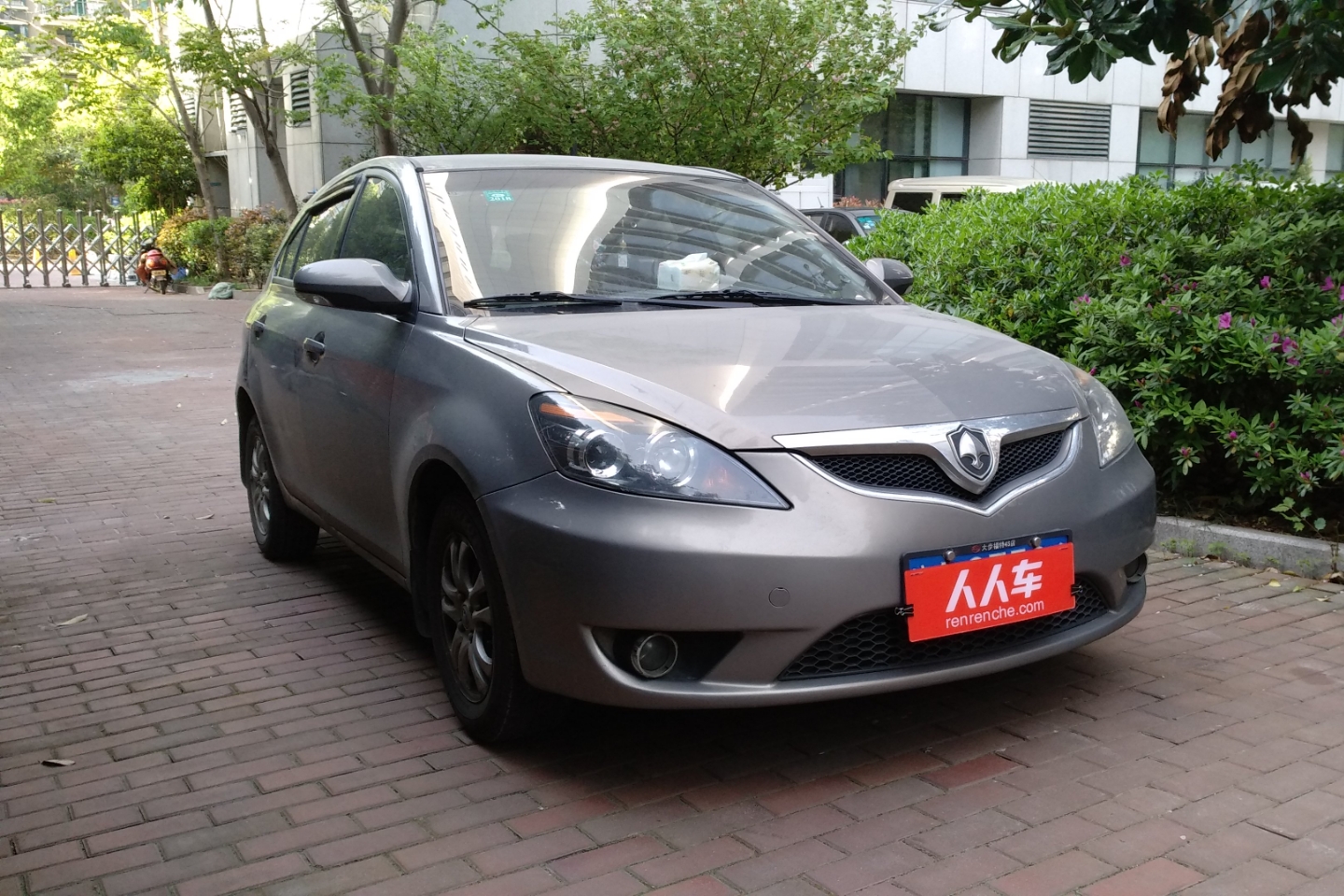 长安-悦翔 2010款 两厢 1.5l 手动尊贵型