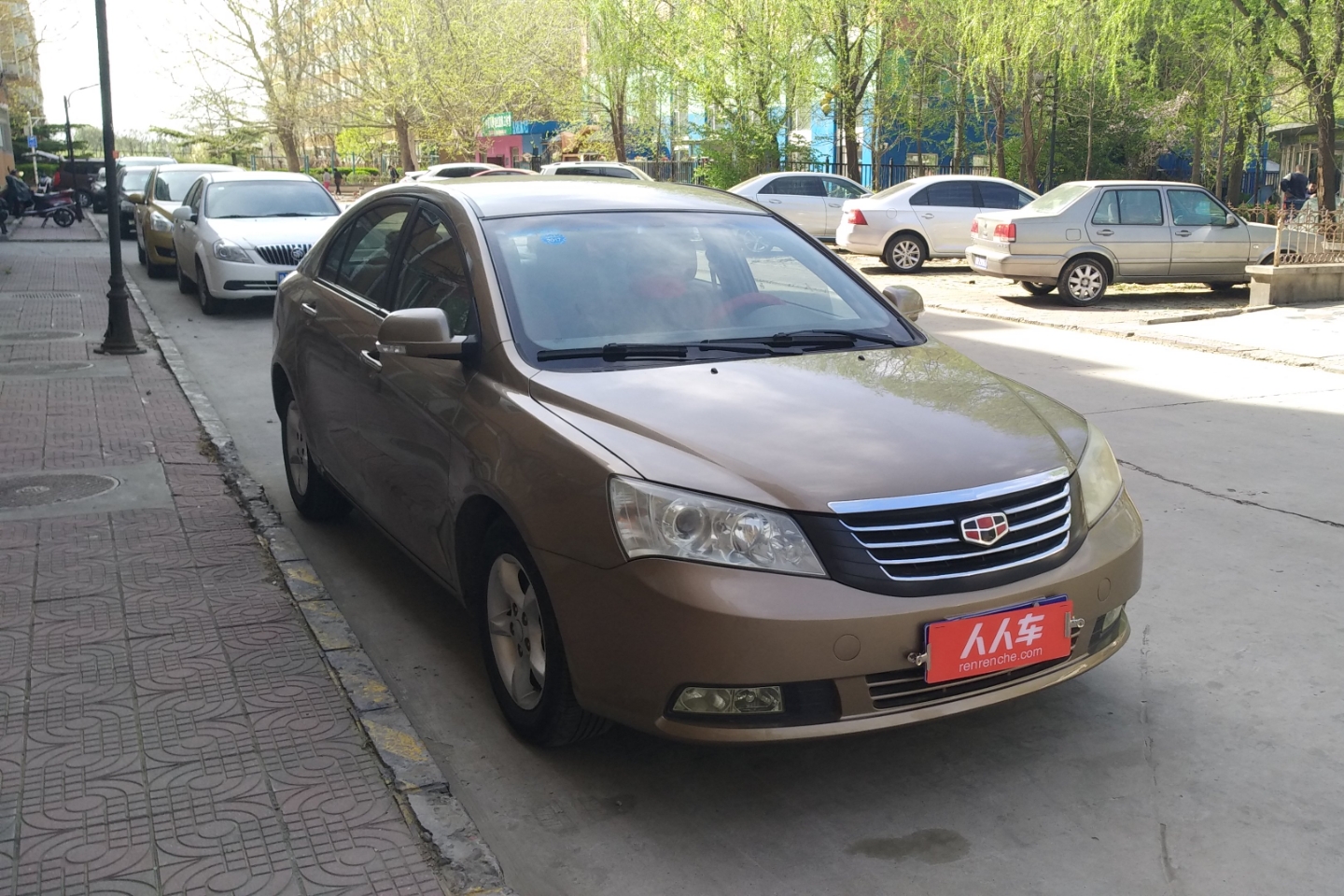 吉利汽车-经典帝豪 2010款 三厢 1.8l cvt精英型