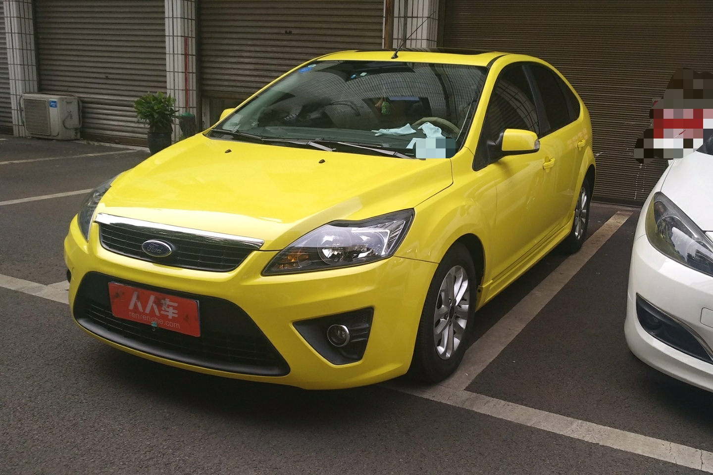 福特-福克斯 2011款 两厢 1.8l 自动时尚型