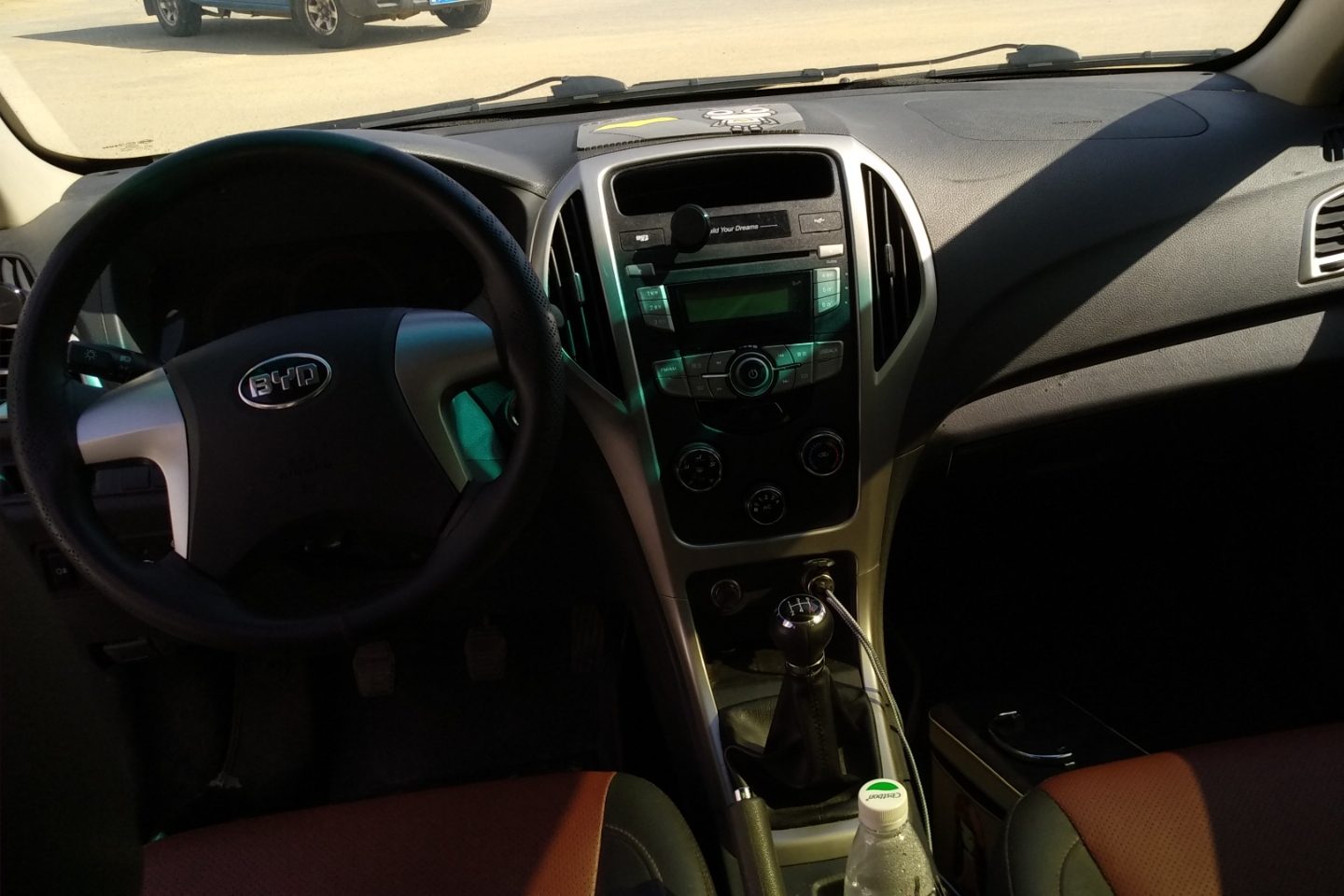 比亚迪-f3 2015款 节能版 1.5l 手动豪华型