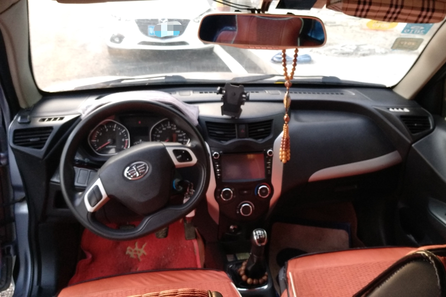 3l 手动豪华型_珠海二手夏利n7_2.2万-人人车