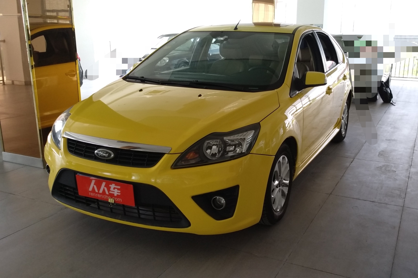 福特-福克斯 2011款 两厢 1.8l 自动时尚型