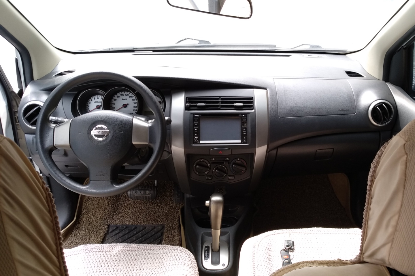 日产-骊威 2010款 劲锐版 1.6l 自动标准型