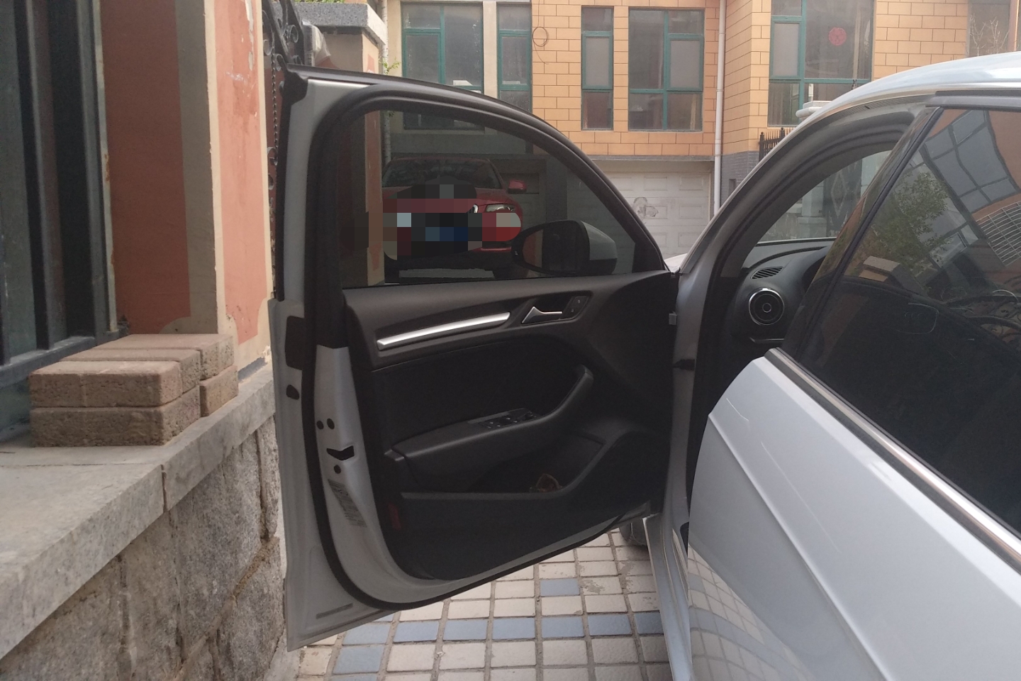 奥迪-a3 2014款 sportback 35 tfsi 自动进取型