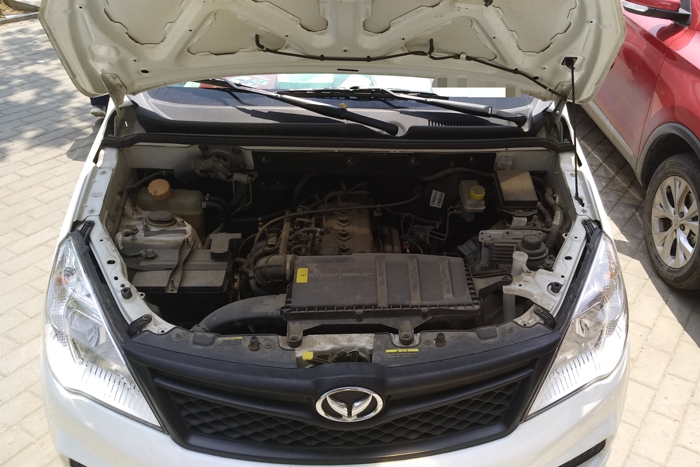 北汽幻速-h2v 2016款 1.5l标准型bj415a