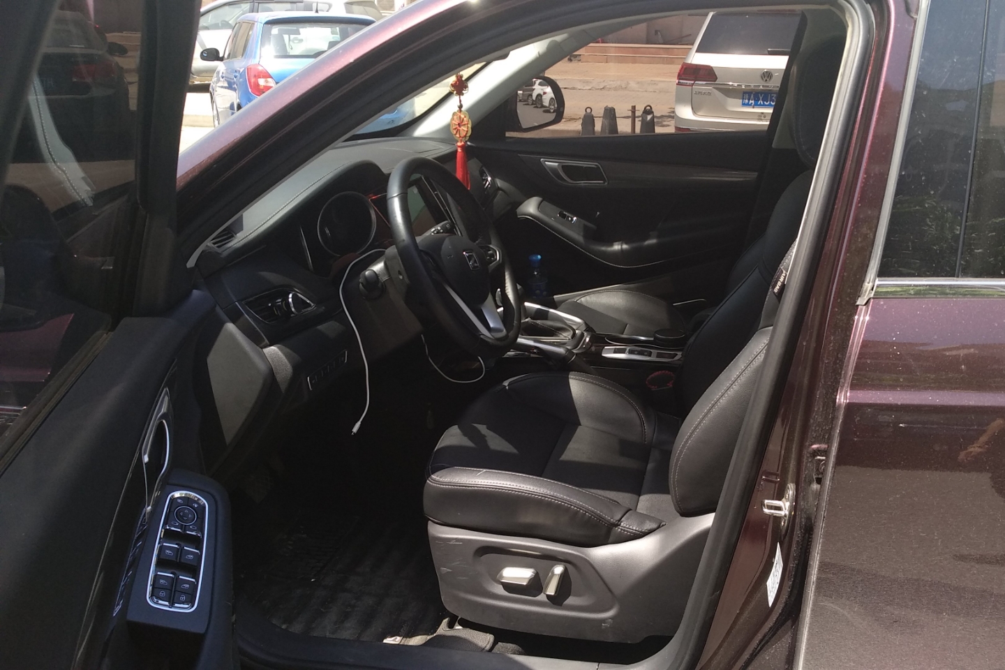 众泰-sr7 2017款 1.5t cvt魔方之梦版