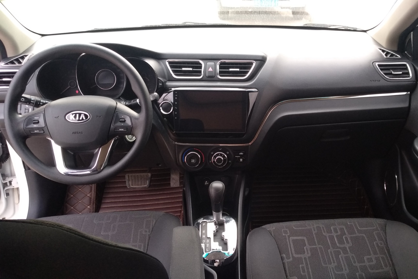 起亚-k2 2011款 三厢 1.4l at premium eco