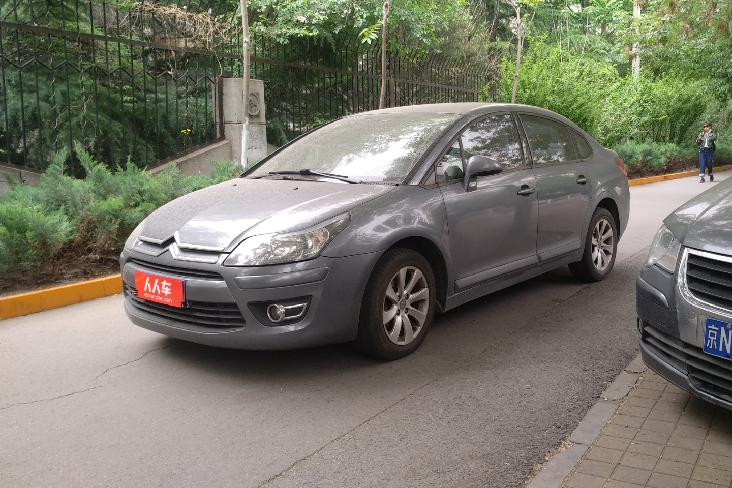 雪铁龙-世嘉 2009款 三厢 1.6l 自动舒适型