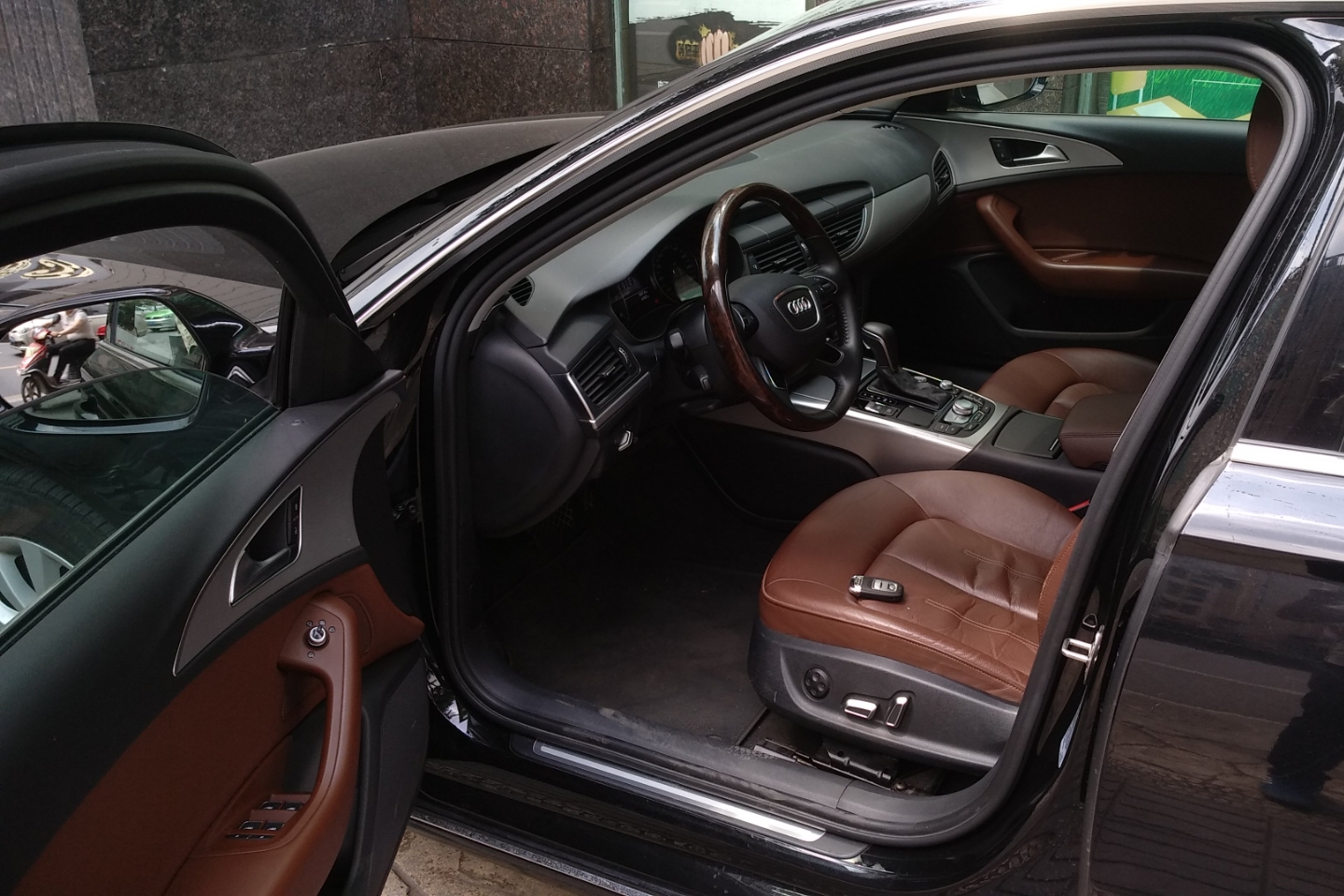 奥迪-a6l 2017款 tfsi 技术型