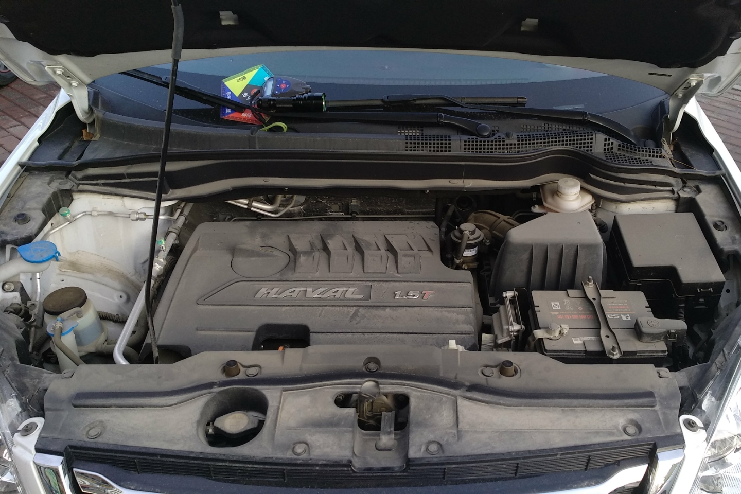 哈弗-h6 2015款 升级版 1.5t 手动两驱精英型