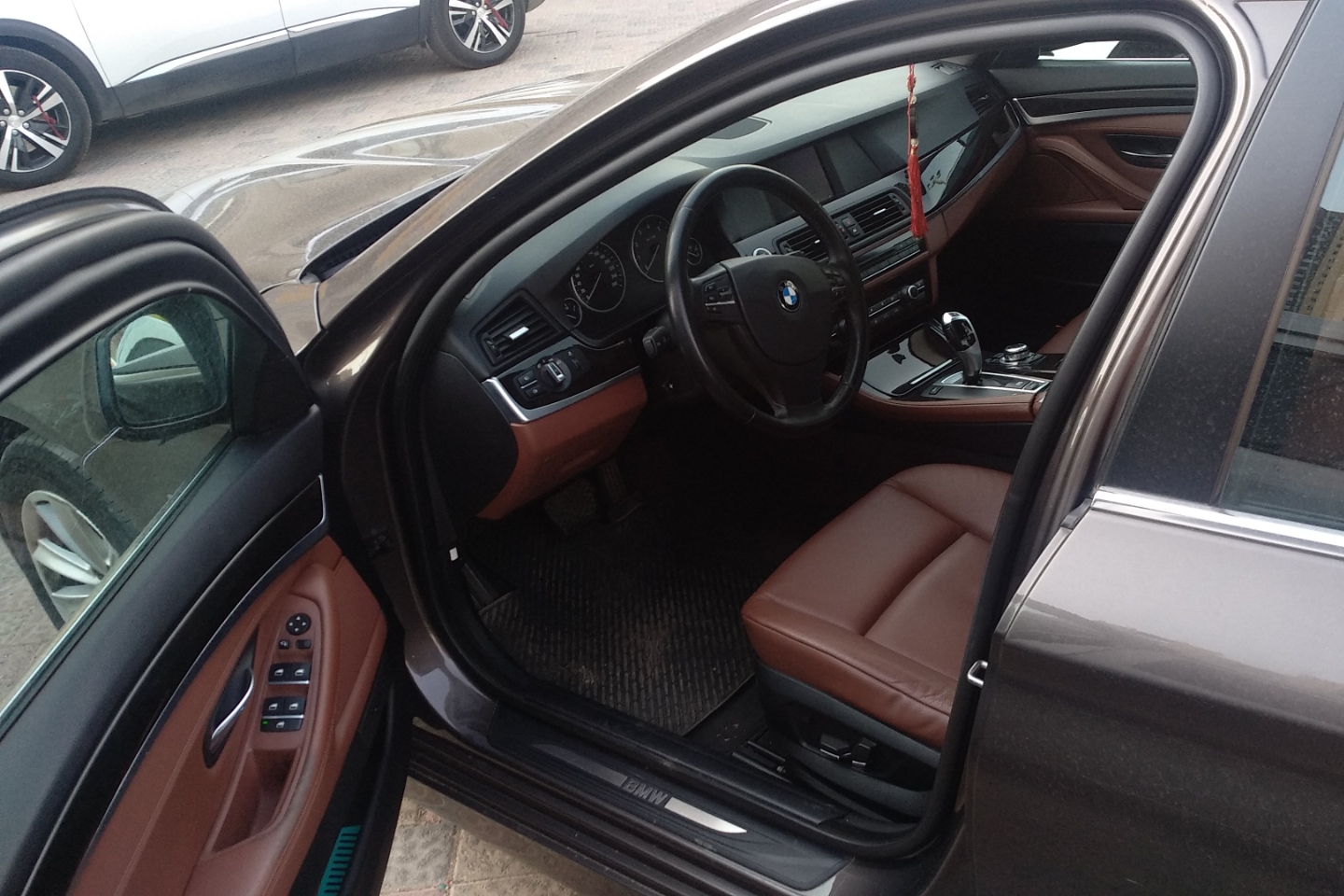 二手宝马5系(进口) 2011款 523i 领先型_哈尔滨二手宝马5系(进口)_22.