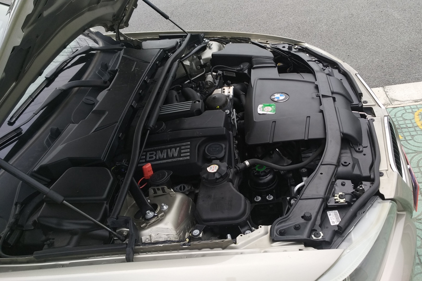 宝马-3系 2011款 318i 领先型