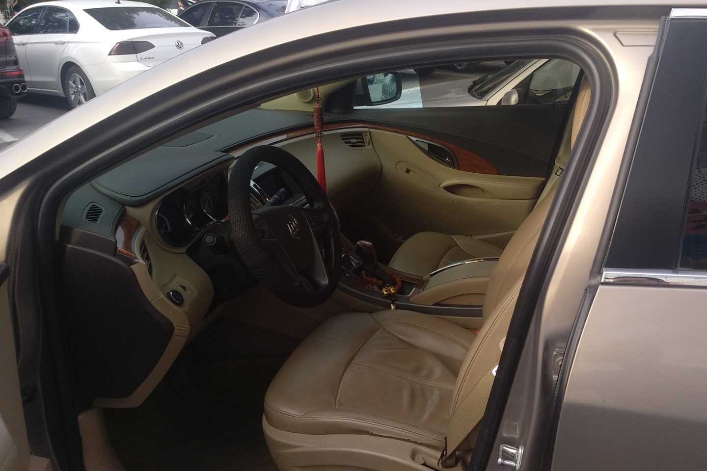 别克-君越 2010款 2.4l豪雅版