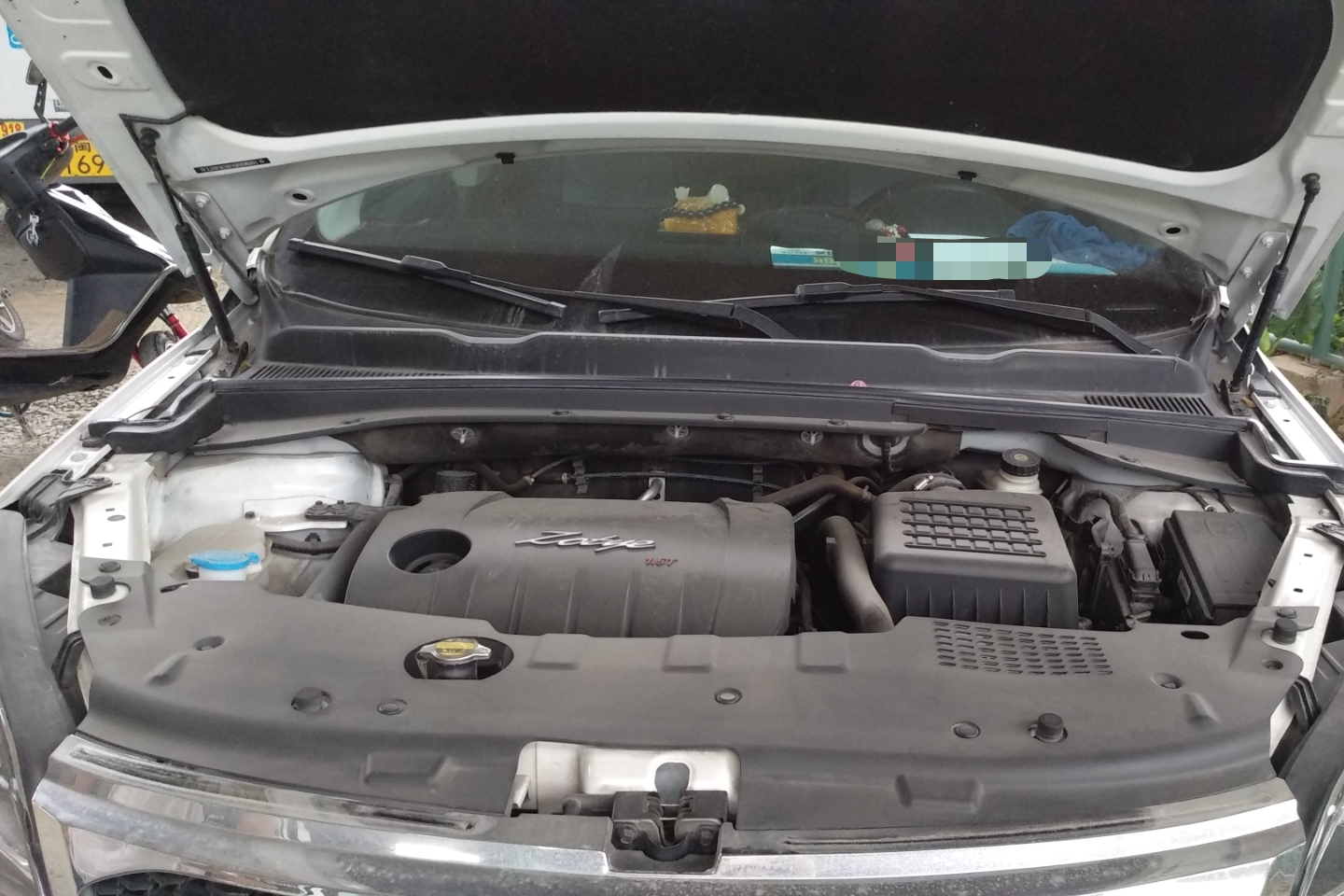 众泰-大迈x5 2015款 1.5t 手动至尊型