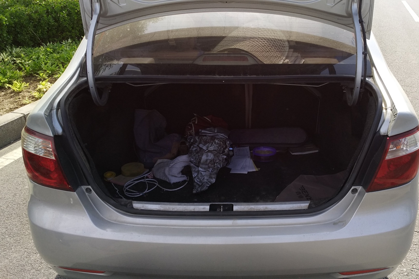 3l 手动豪华型_1.2万_7年_二手夏利n5-人人车