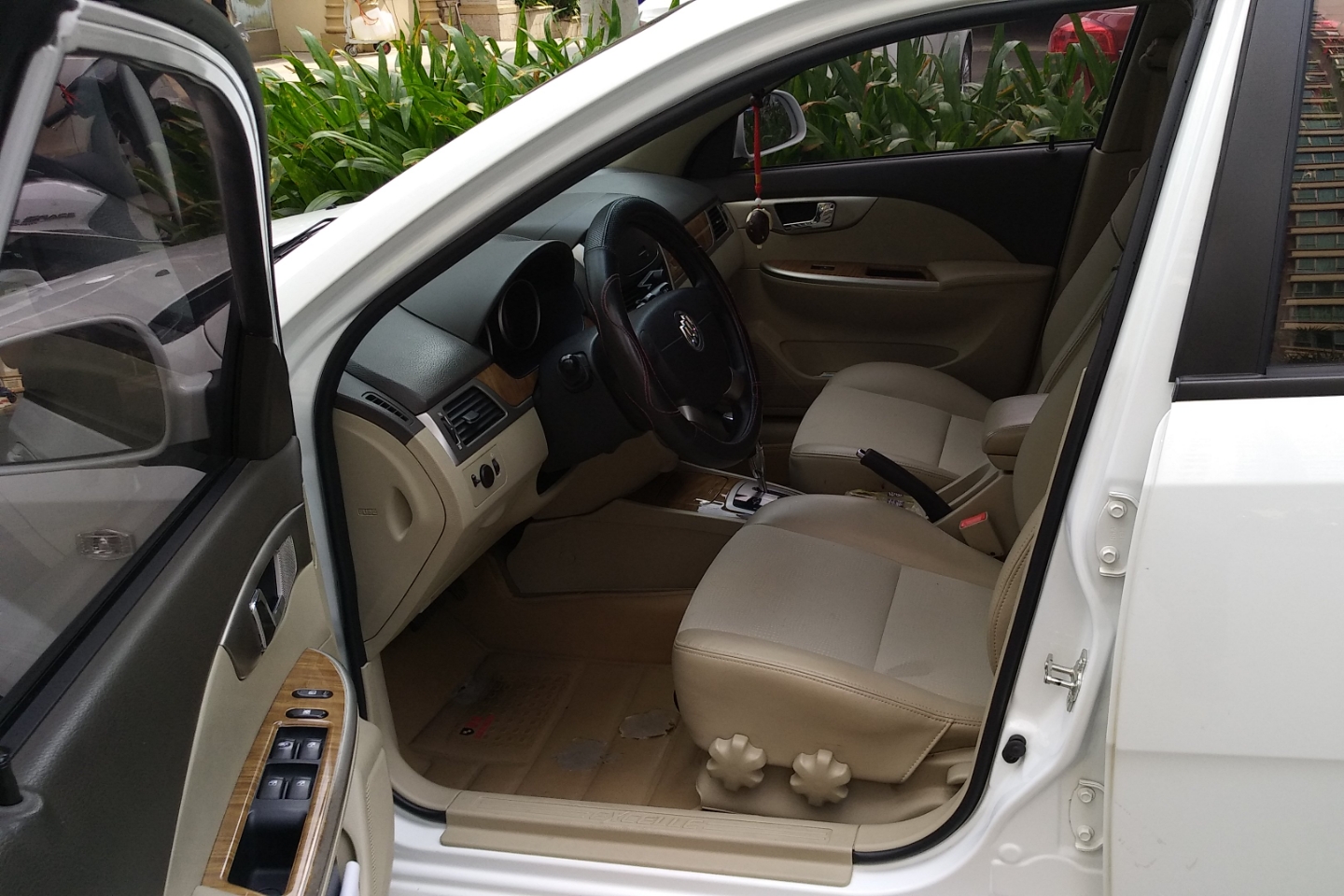 别克-凯越 2015款 1.5l 自动经典型