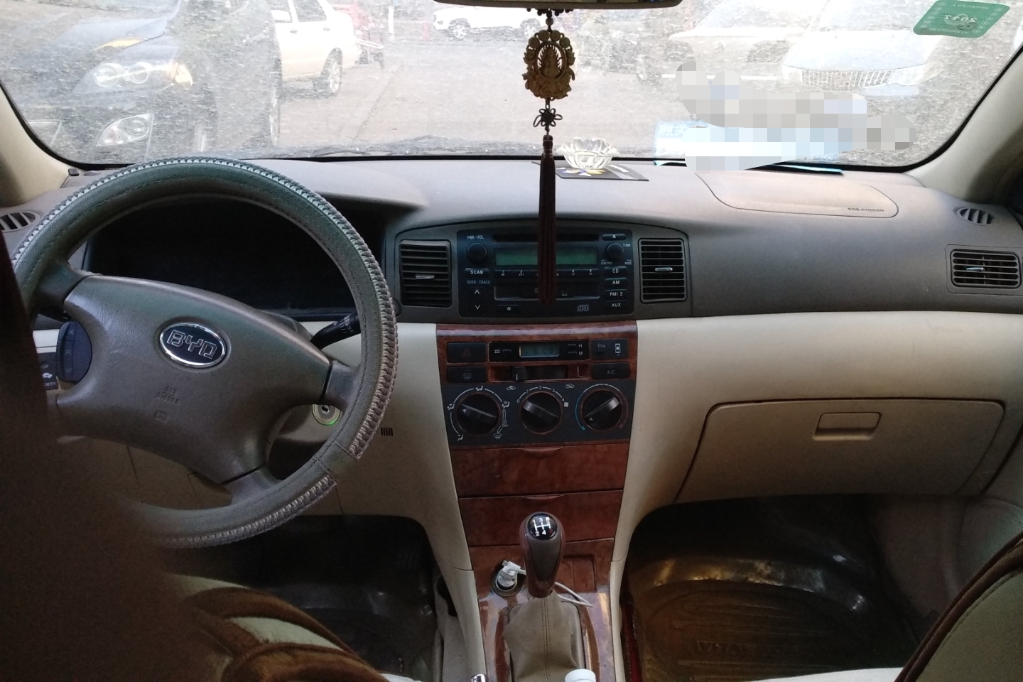 比亚迪-f3 2009款 1.5l 智能白金版豪华型glx-i