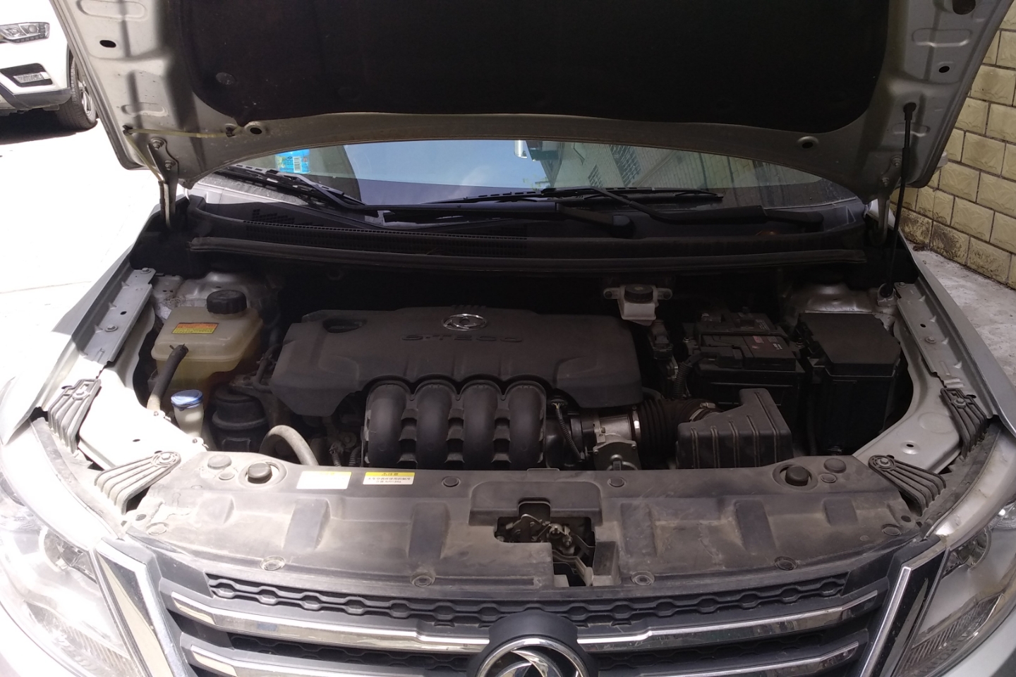 东风-风神a30 2014款 1.5l 手动智驱智尚型