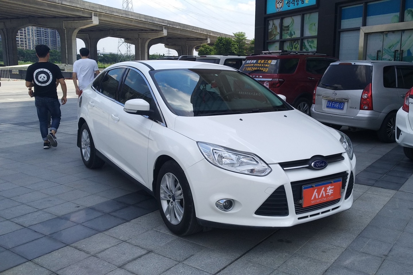 福特-福克斯 2012款 三厢 1.6l 自动舒适型