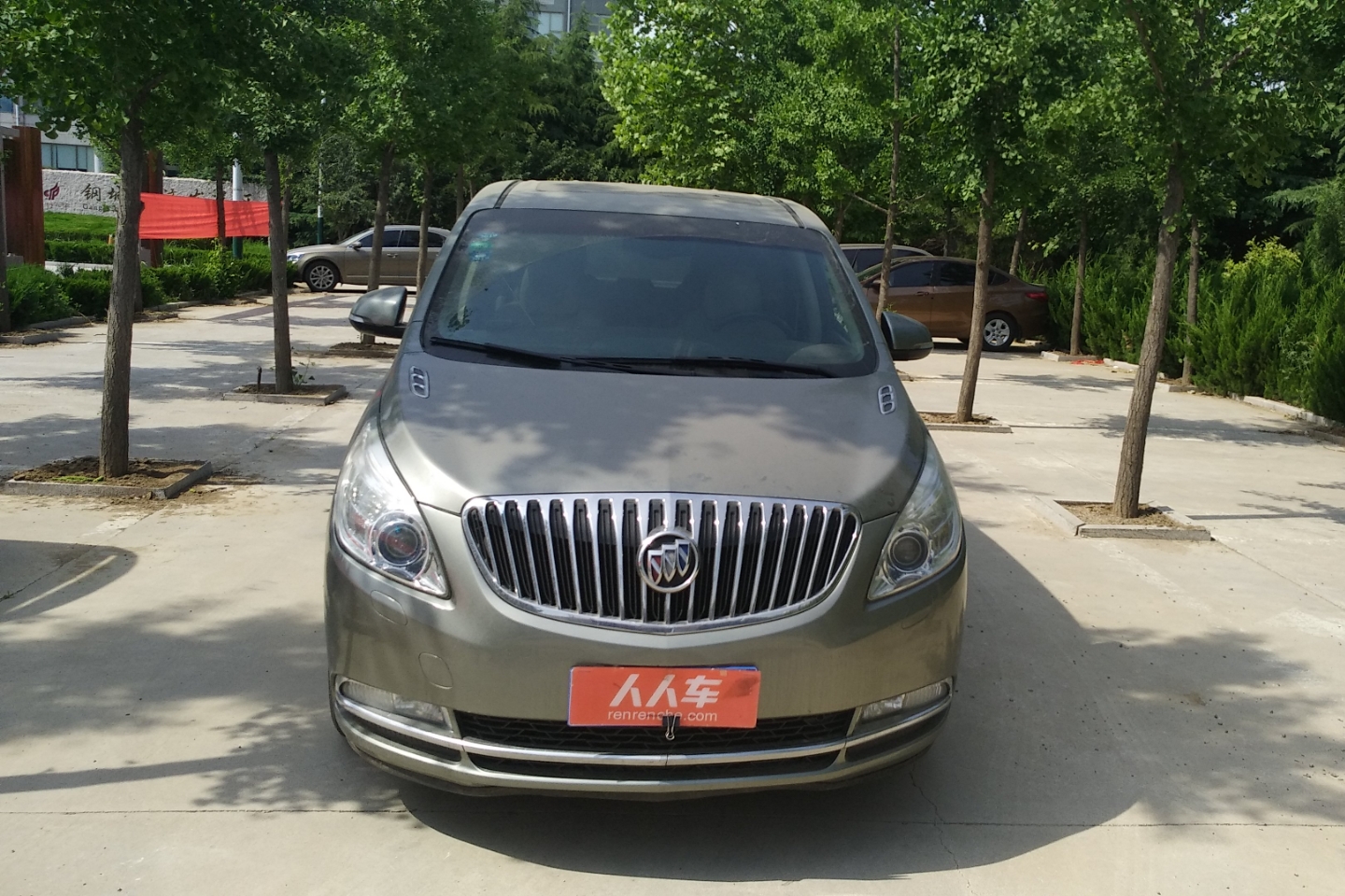 别克-gl8 2011款 3.0l gt豪华商务豪雅版