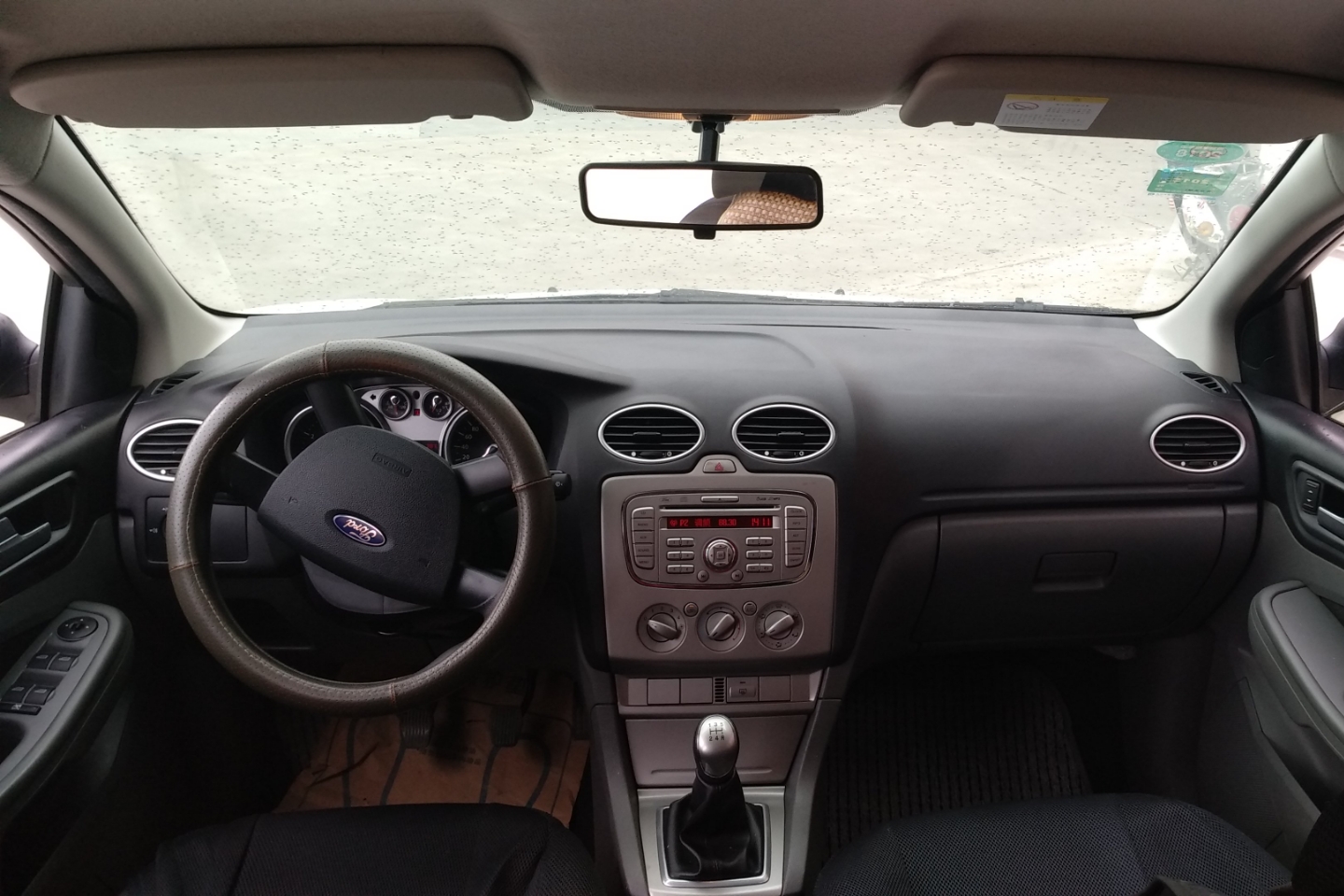 福特-福克斯 2011款 两厢 1.8l 手动经典型