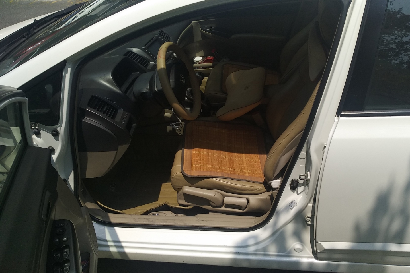 本田-思域 2006款 1.8l 手动经典版