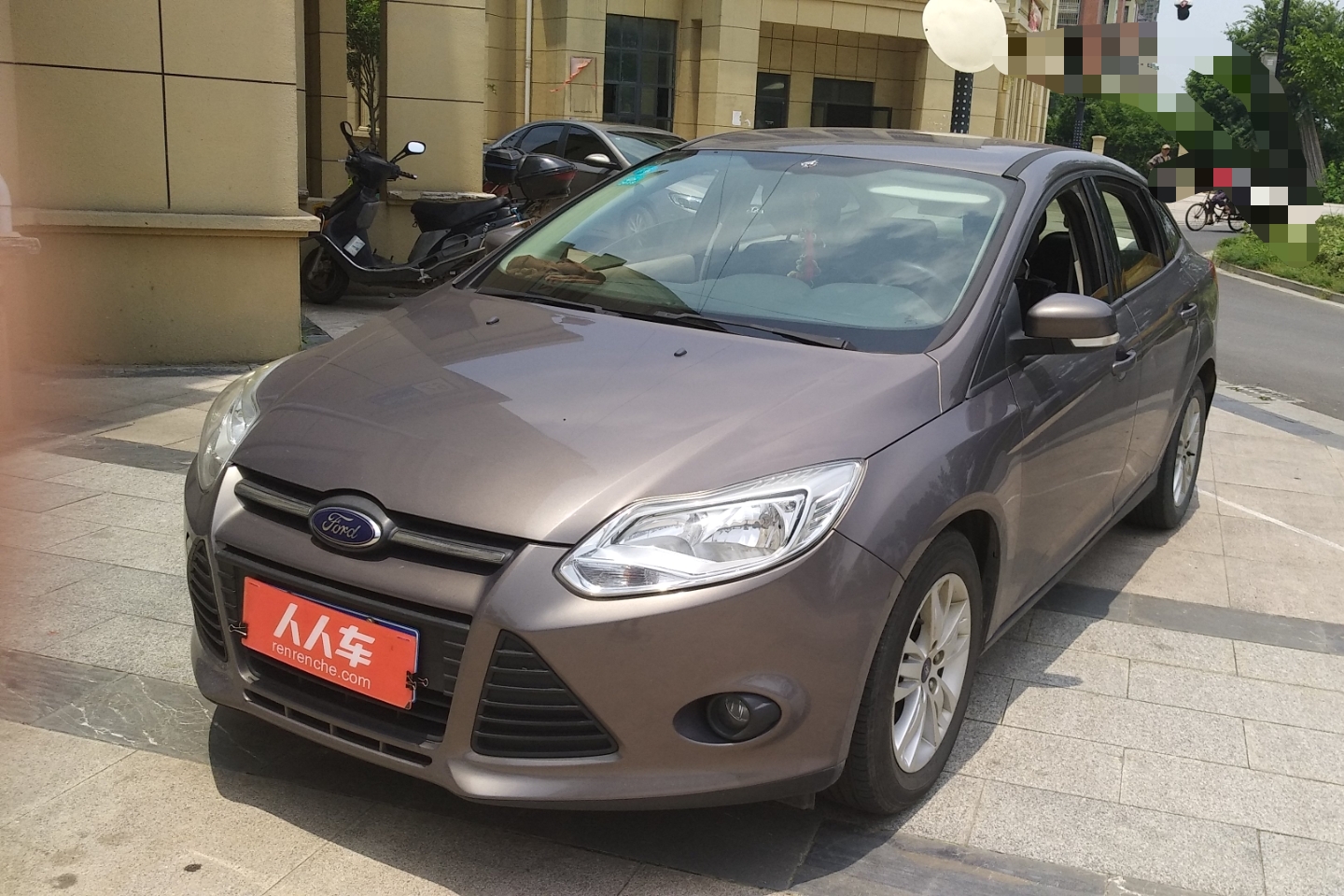 福特-福克斯 2012款 三厢 1.6l 手动舒适型