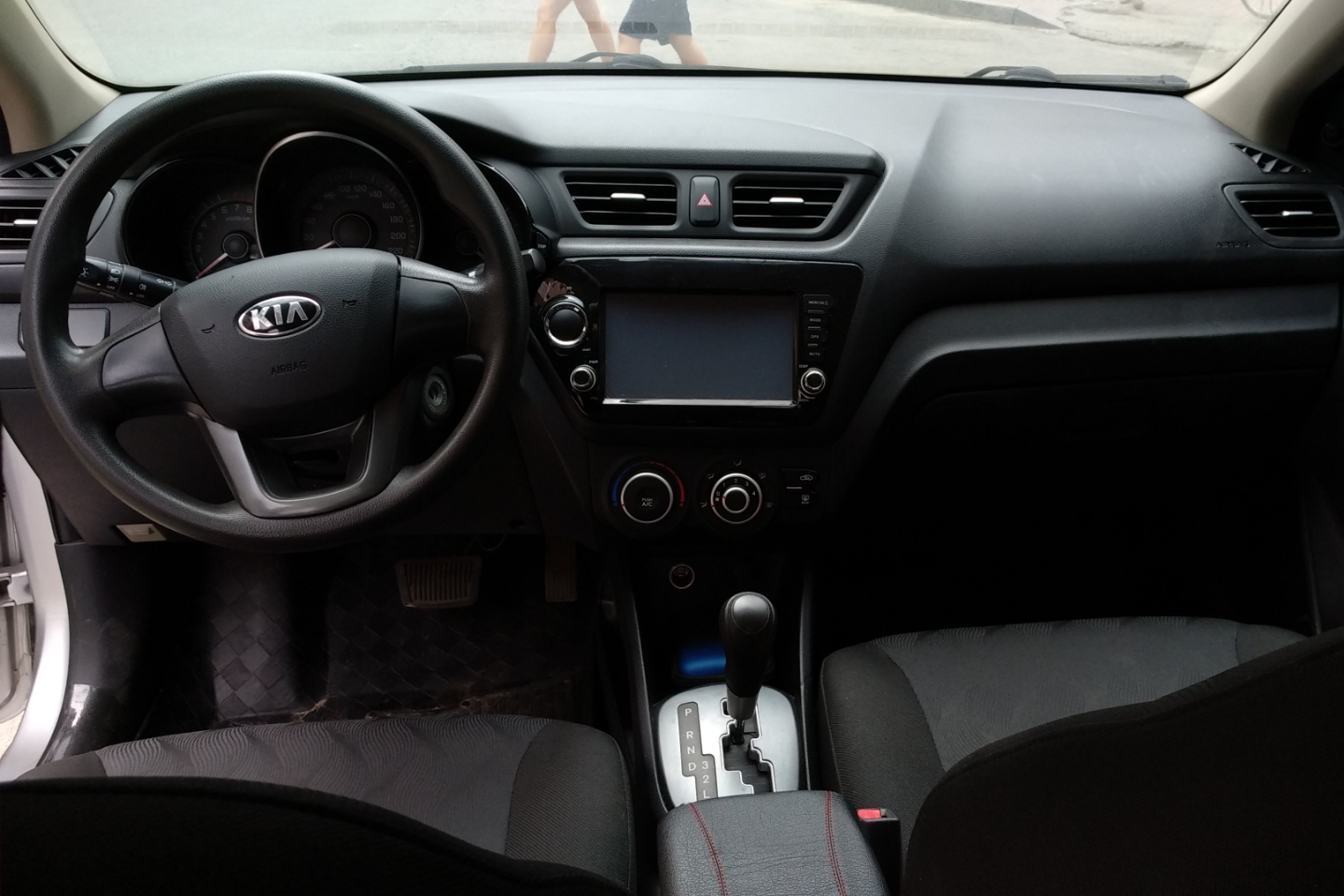 起亚-k2 2011款 三厢 1.4l at gls