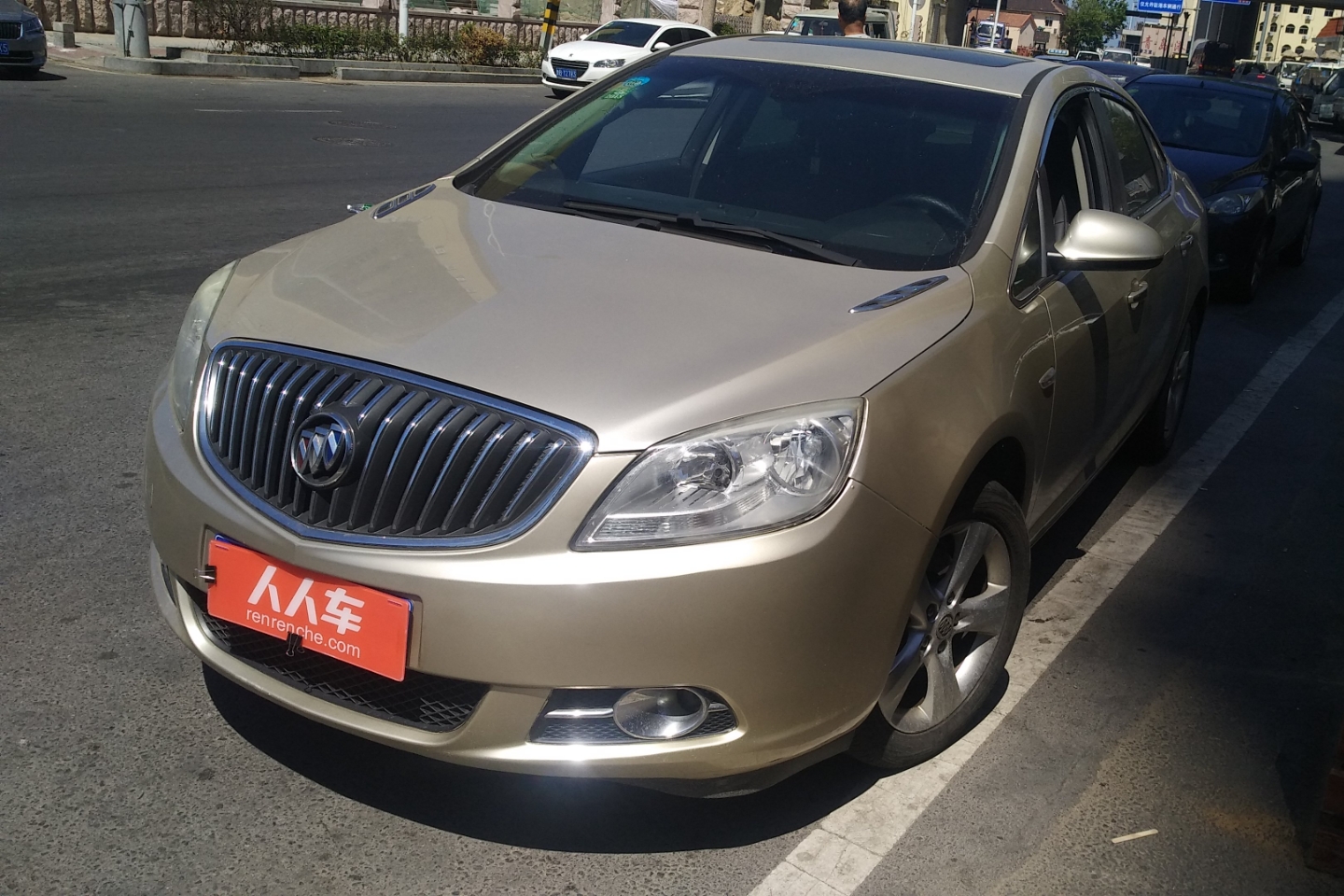 别克-英朗 2011款 gt 1.6t 时尚运动版真皮款