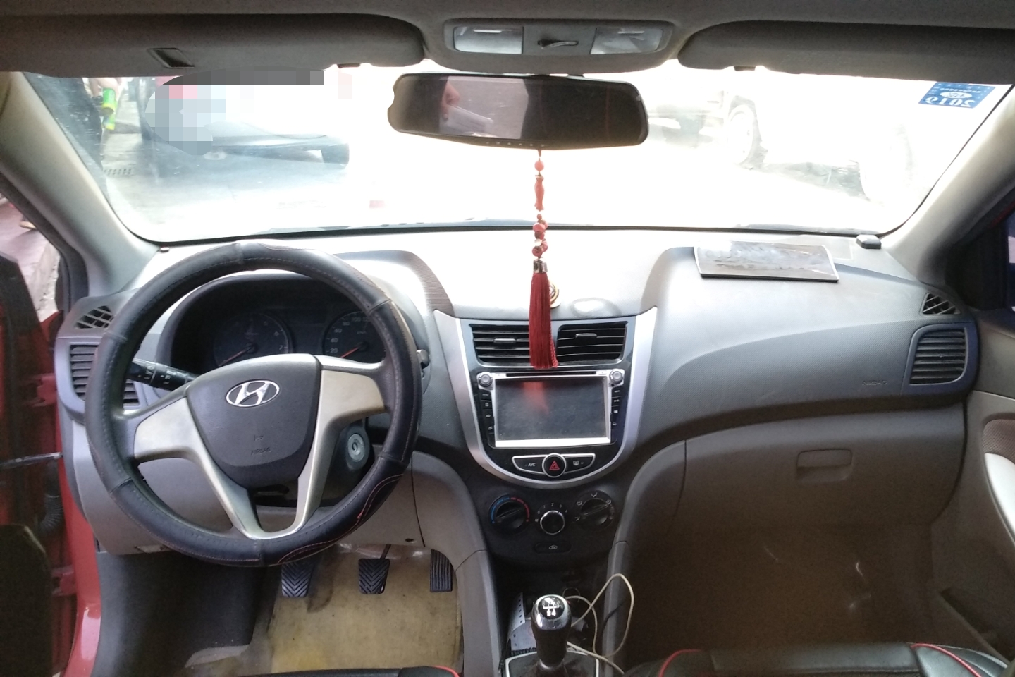 现代-瑞纳 2010款 三厢 1.4l 手动舒适型gs