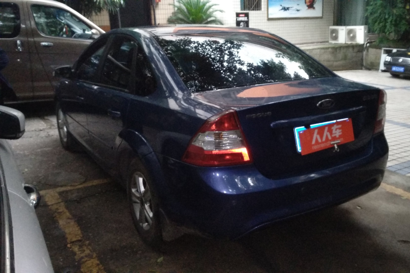 福特-福克斯 2009款 三厢 1.8l 手动舒适型