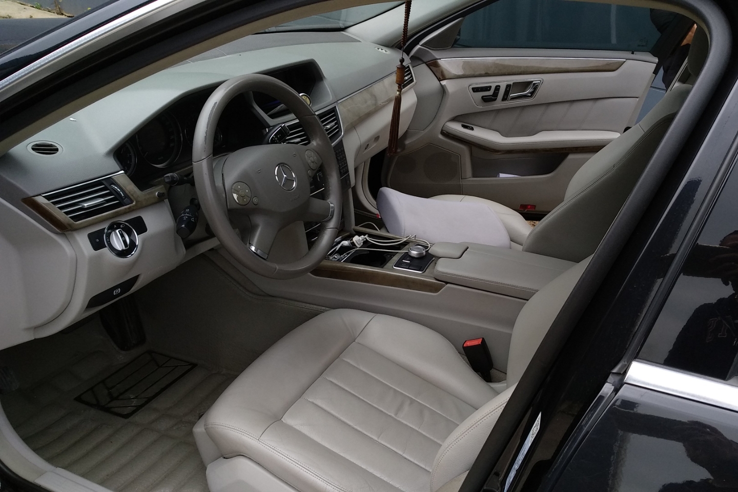 奔驰-奔驰e级(进口) 2010款 e 300 时尚型豪华版