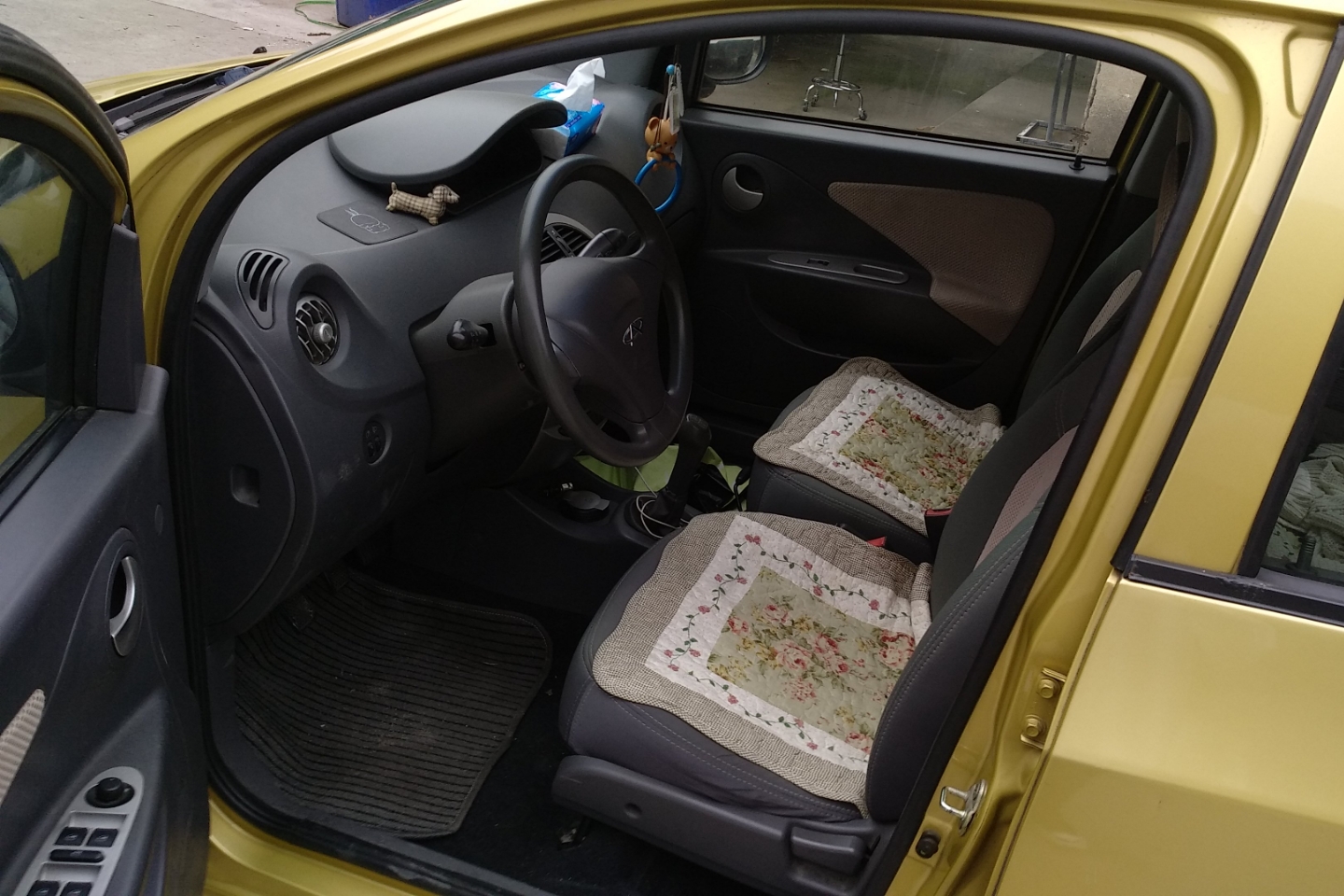 瑞麒-m1 2009款 进化版 1.0l 手动标准型