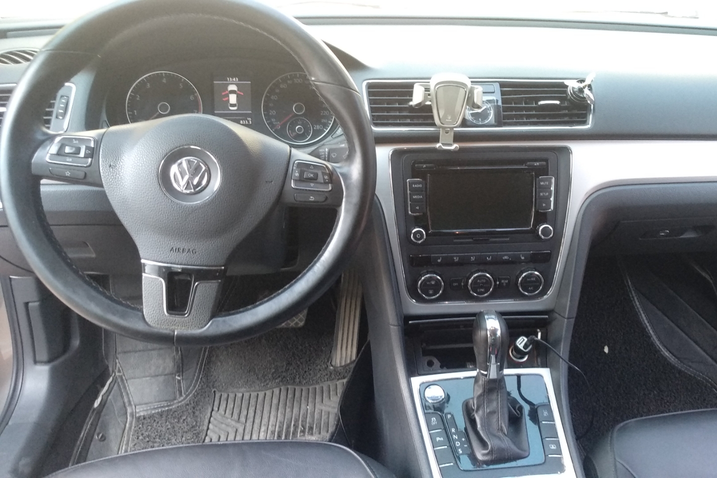 大众-帕萨特 2013款 2.0tsi dsg御尊版