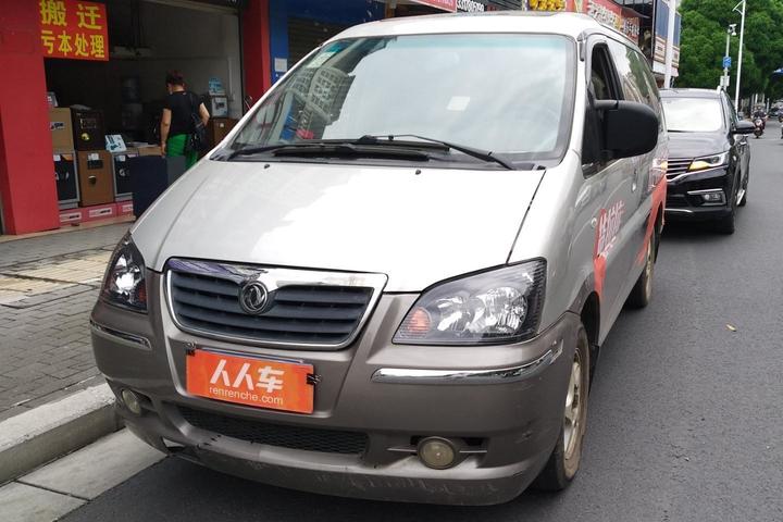 南宁二手东风风行-菱智 2008款 q8 2.4l at短轴舒适版