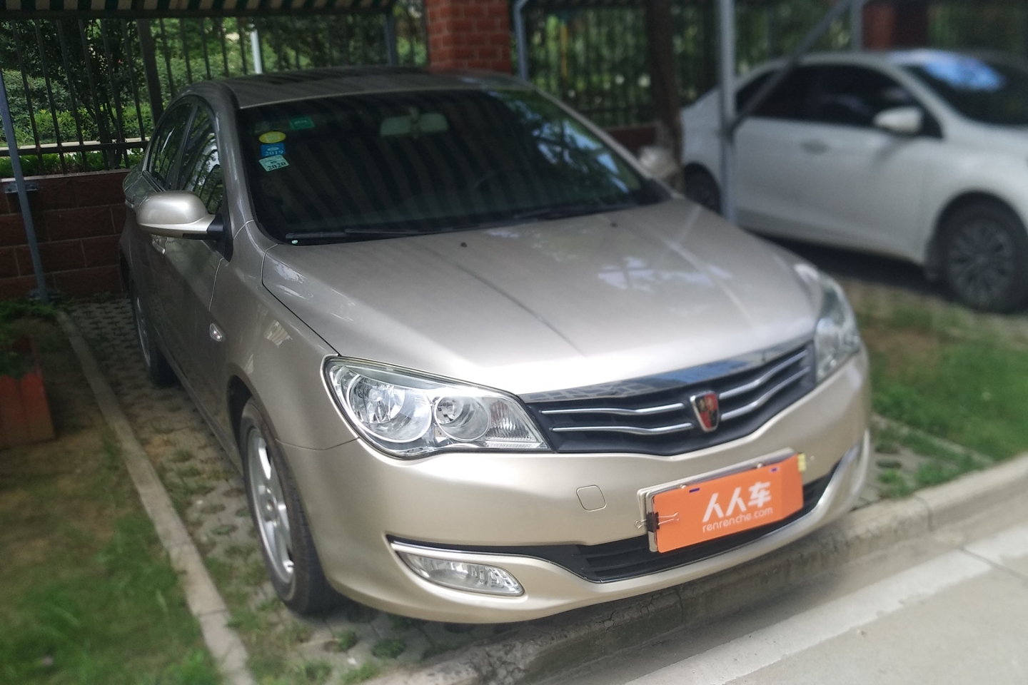 二手荣威350 2011款 350s 1.5l 自动迅悦版_武汉二手荣威350_2.