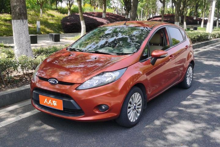福特-嘉年华 2011款 两厢 1.5L 自动时尚型