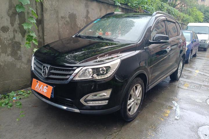 宝骏-宝骏560 2015款 1.8L 手动精英型